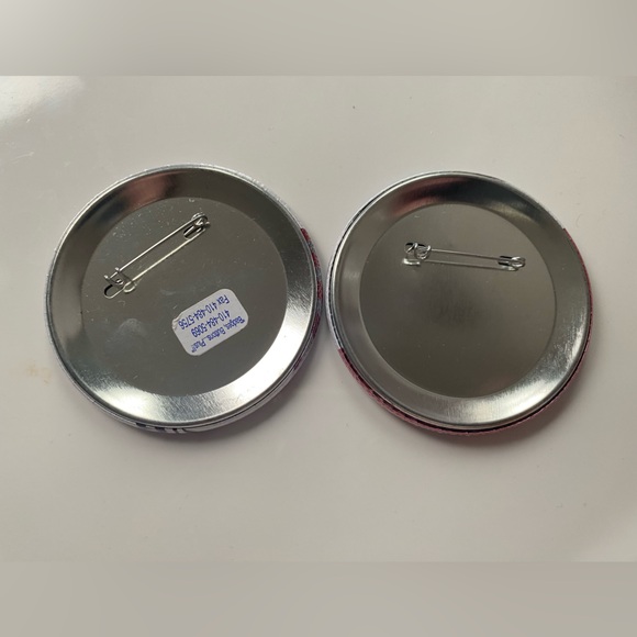 VEEP Selina Meyer & Buddy Calhoun buttons / pinbacks - Picture 2 of 3